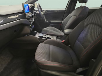 Used Ford Focus 2020 for sale - 76587902: Photo