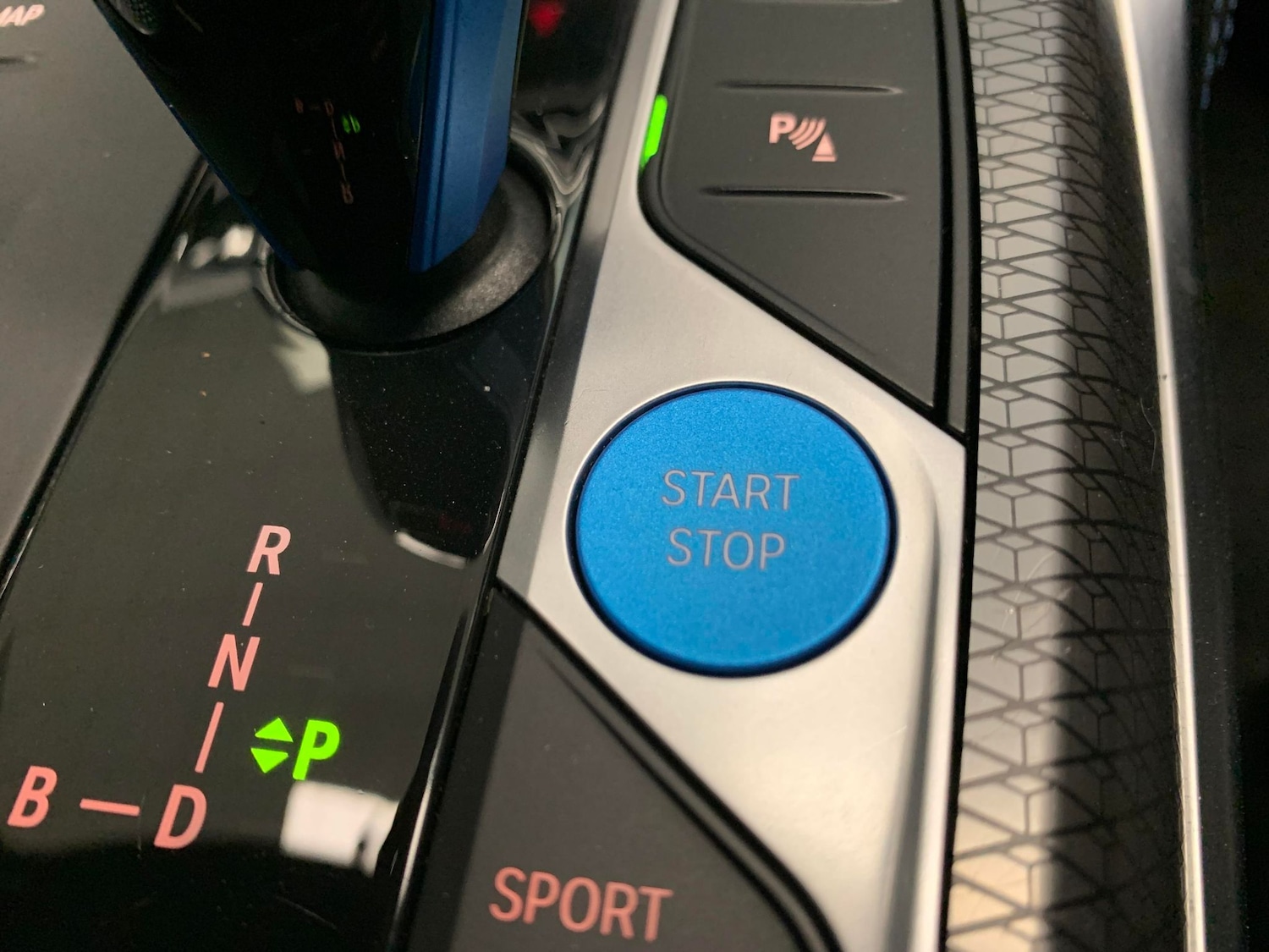 Used BMW i4 2022 for sale - 76487772: Photo 24