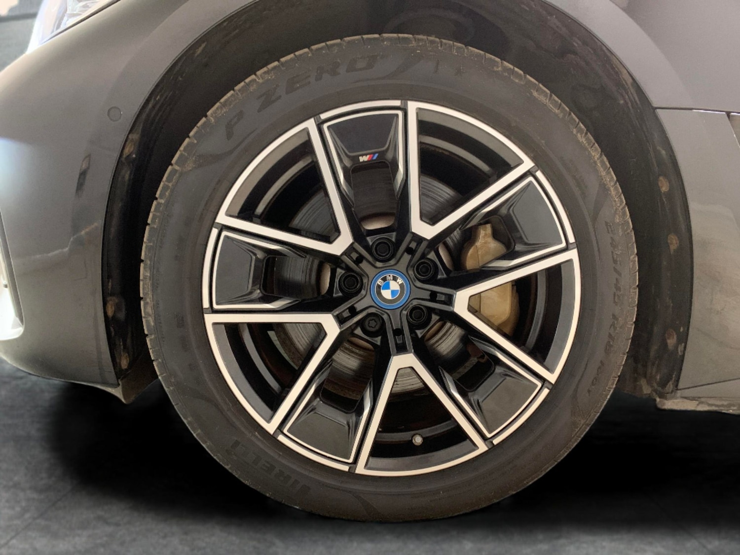 Used BMW i4 2022 for sale - 76487772: Photo 29