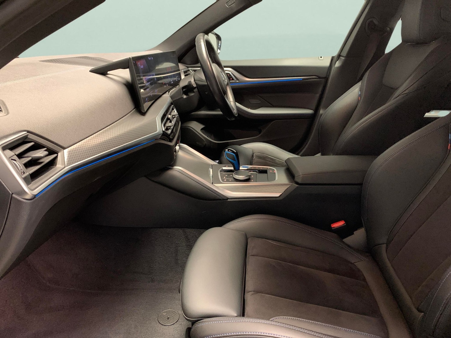 Used BMW i4 2022 for sale - 76487772: Photo 4