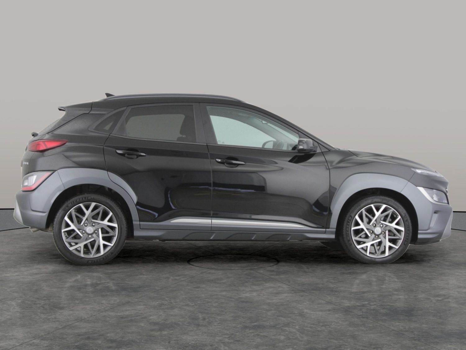 Used Hyundai KONA 2021 for sale - 76131910: Photo 11