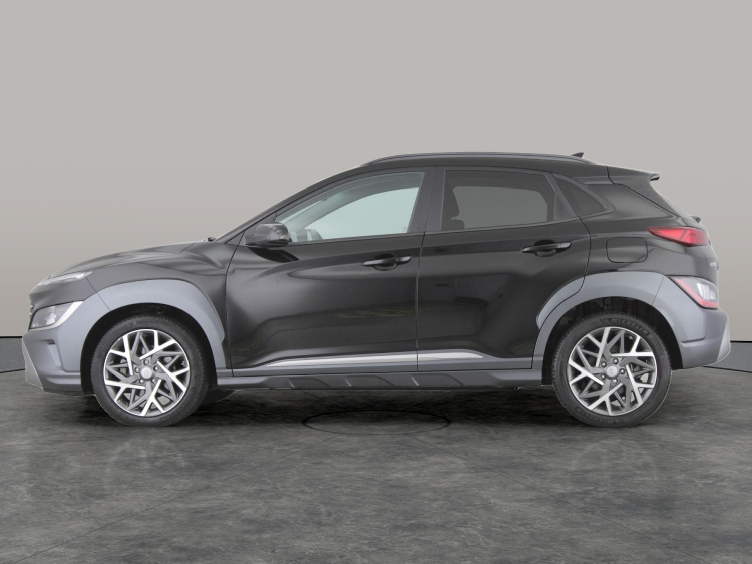 Used Hyundai KONA 2021 for sale - 76131910: Photo 17