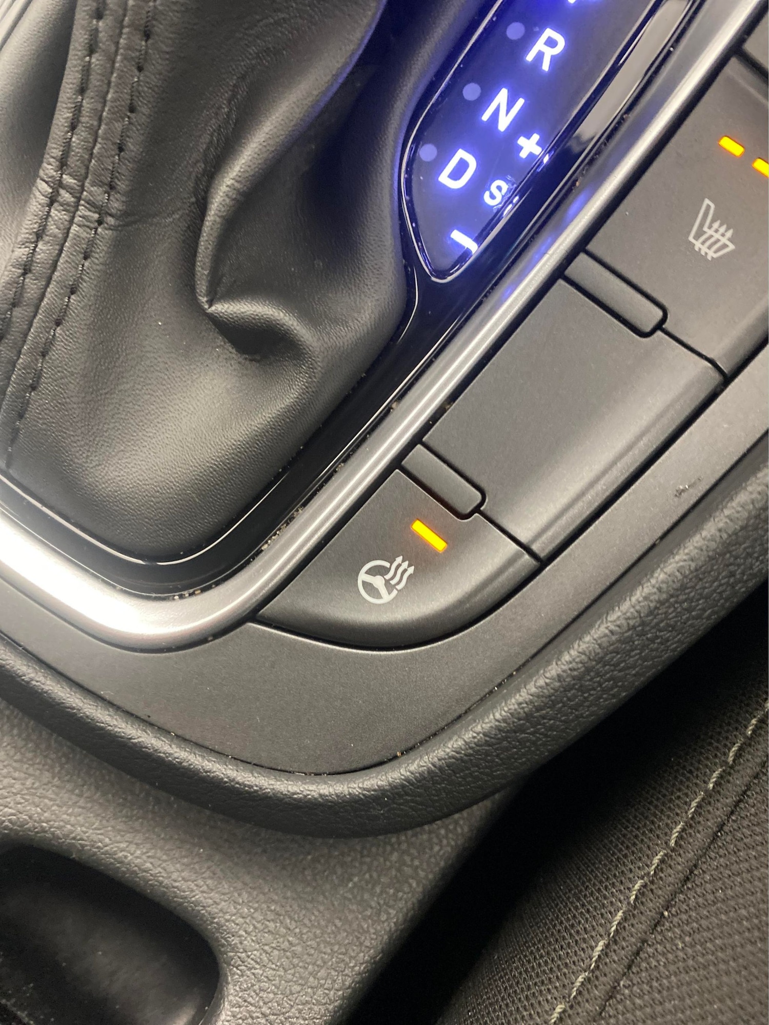 Used Hyundai KONA 2021 for sale - 76131910: Photo 25