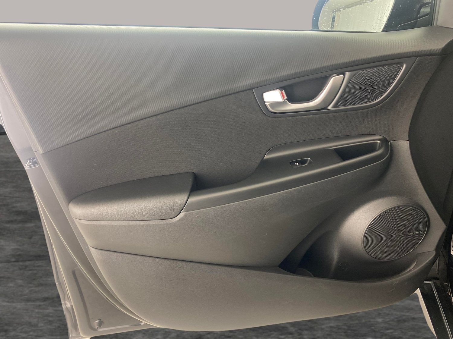 Used Hyundai KONA 2021 for sale - 76131910: Photo 34