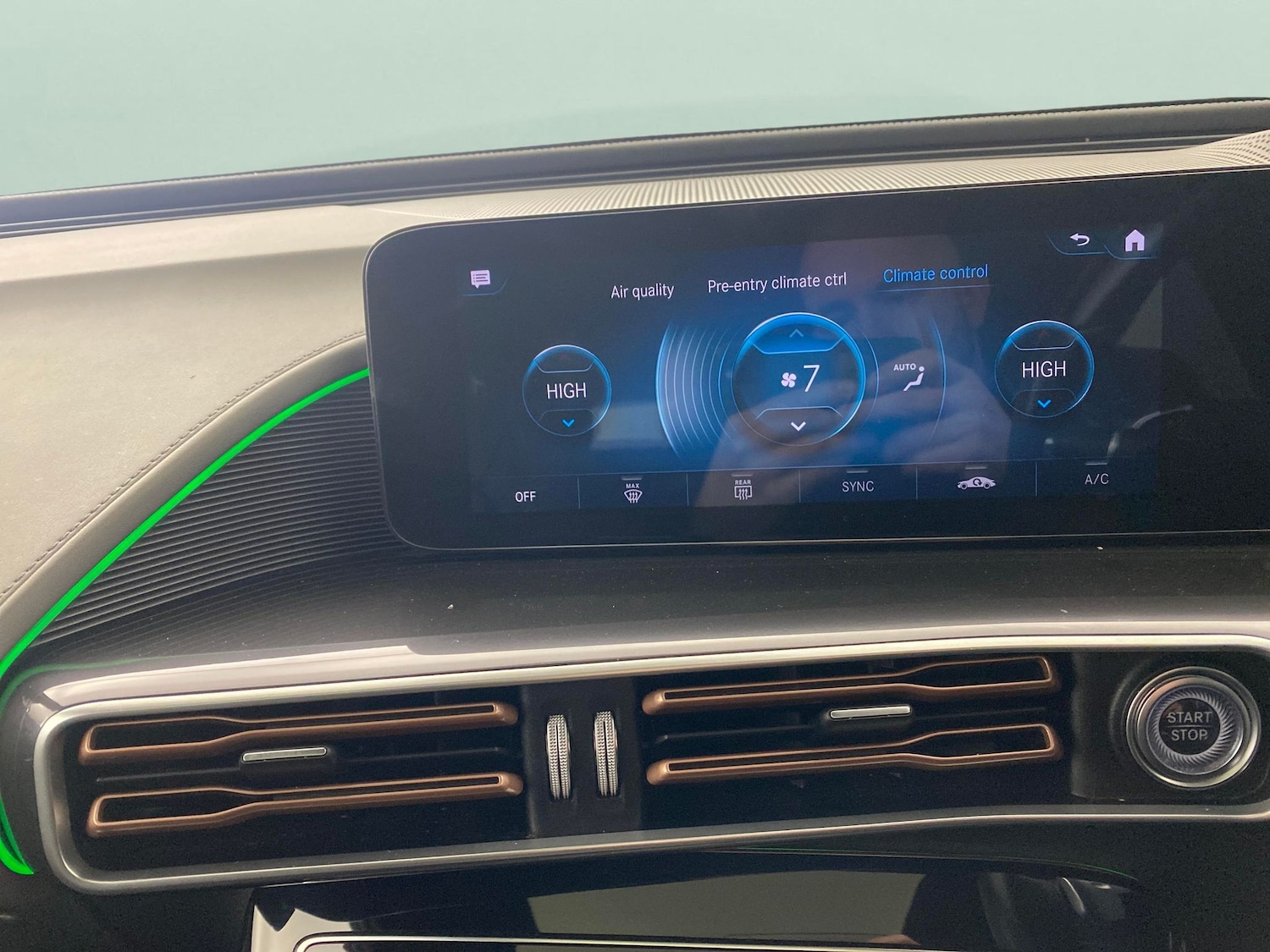 Used Mercedes-Benz EQC 2022 for sale - 76330910: Photo 23