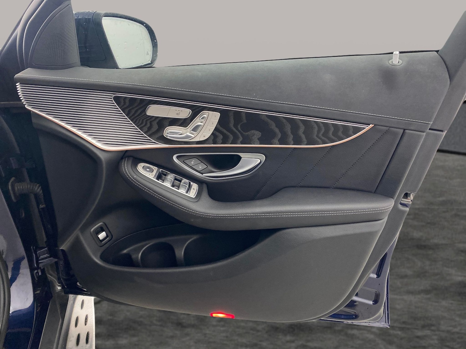 Used Mercedes-Benz EQC 2022 for sale - 76330910: Photo 39