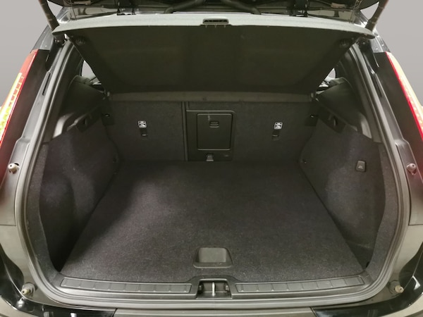 Used Volvo XC40 2022 for sale - 76320581: Photo 44