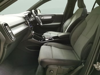 Used Volvo XC40 2022 for sale - 76320581: Photo 4