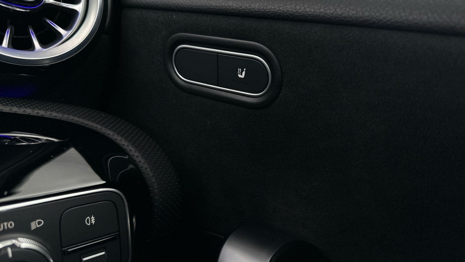 Used Mercedes-Benz A-Class 2022 for sale - 76669372: Photo 26