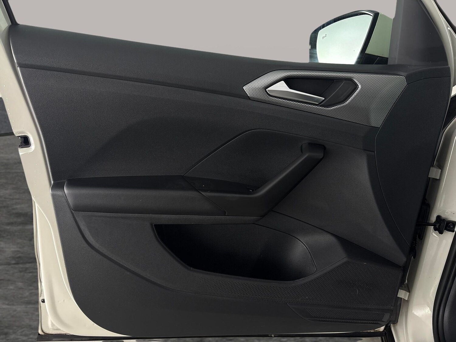 Used Volkswagen T-Cross 2022 for sale - 77799998: Photo 28