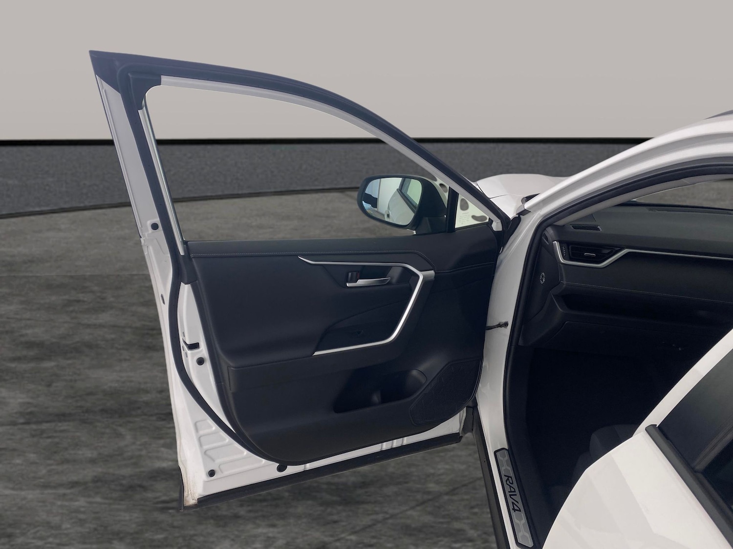 Used Toyota RAV4 2021 for sale - 78079214: Photo 22