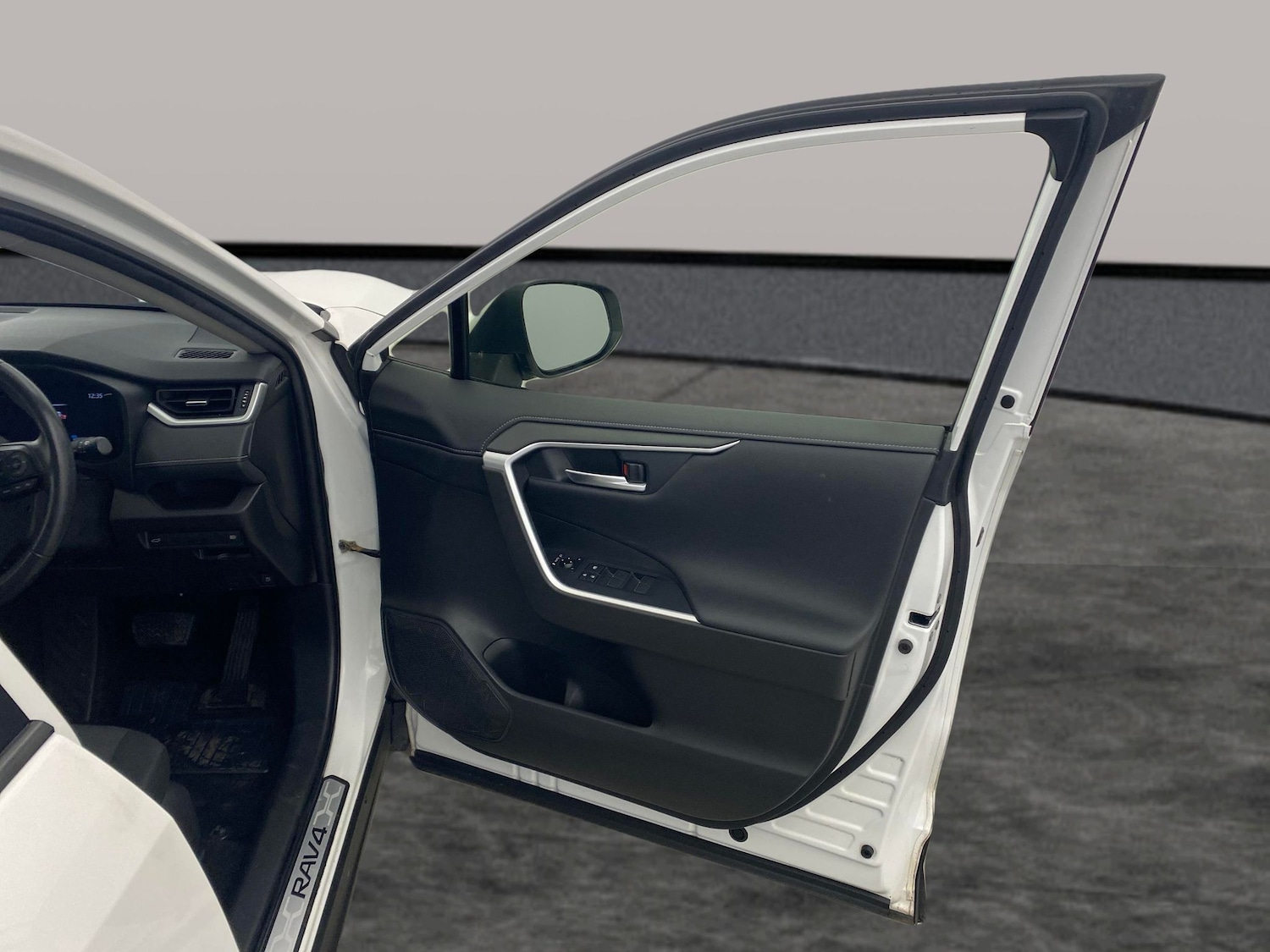 Used Toyota RAV4 2021 for sale - 78079214: Photo 26