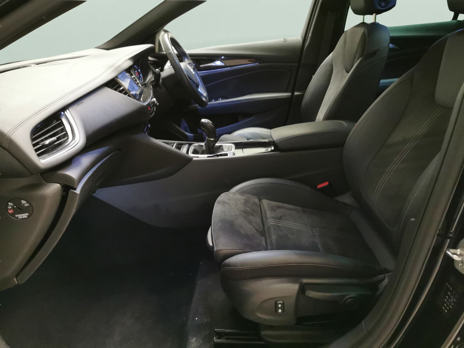 Used Vauxhall Insignia 2022 for sale - 77235694: Photo 4