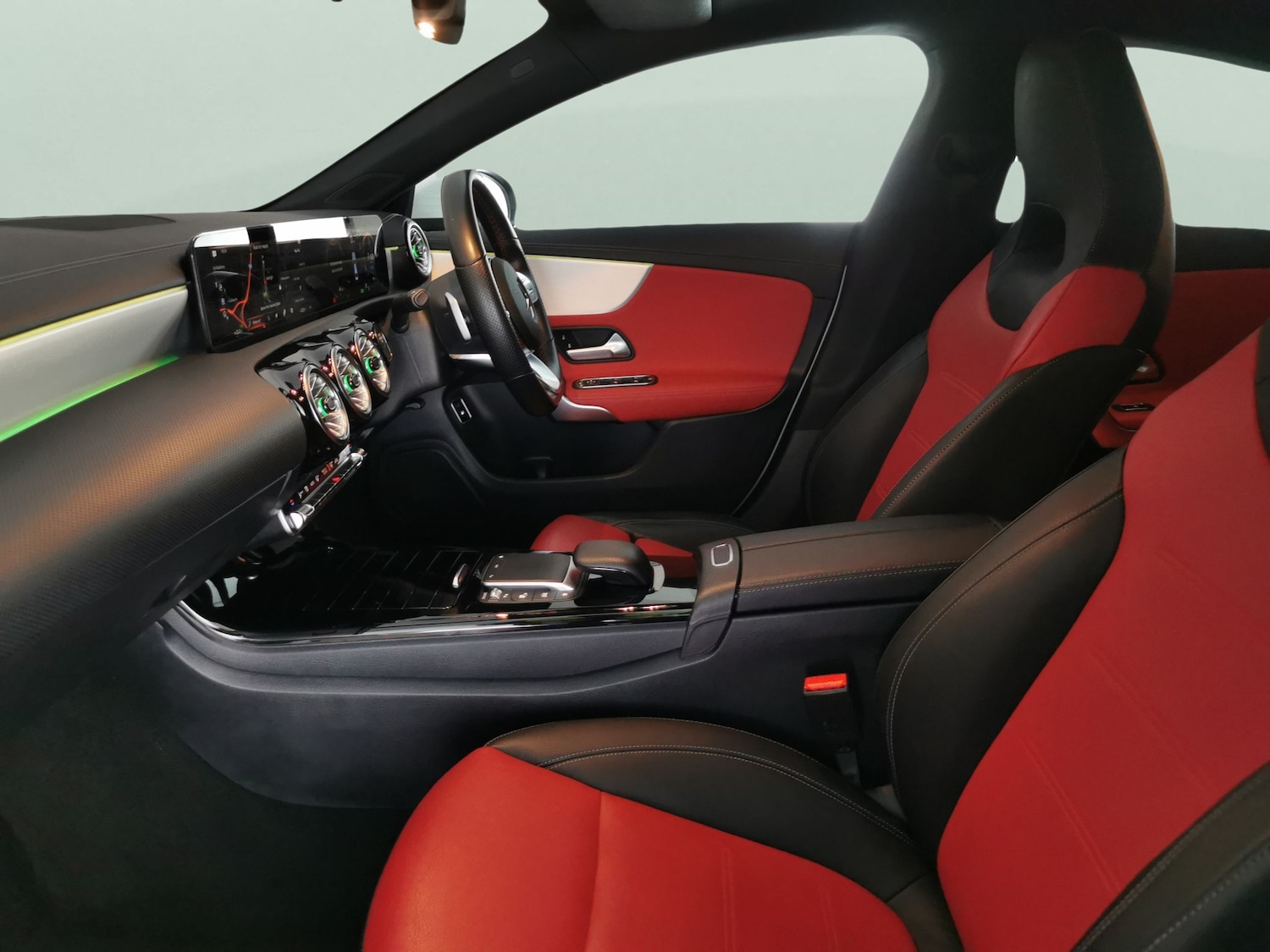 Used Mercedes-Benz CLA 2022 for sale - 76480138: Photo 4