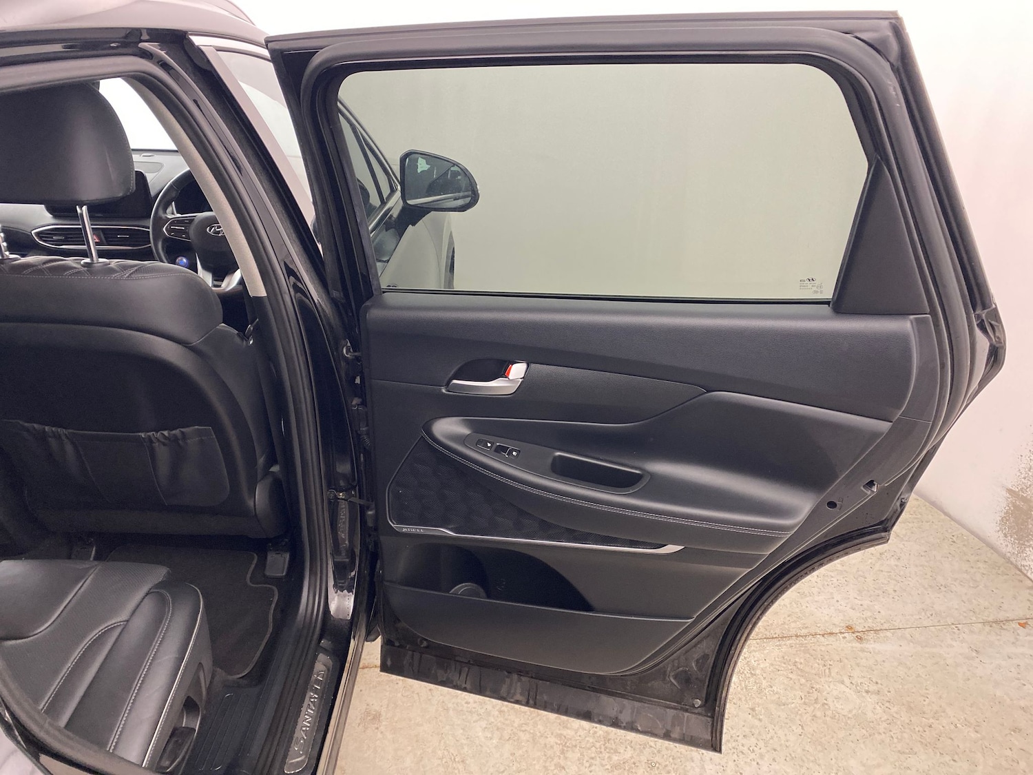 Used Hyundai Santa Fe 2022 for sale - 77367424: Photo 29