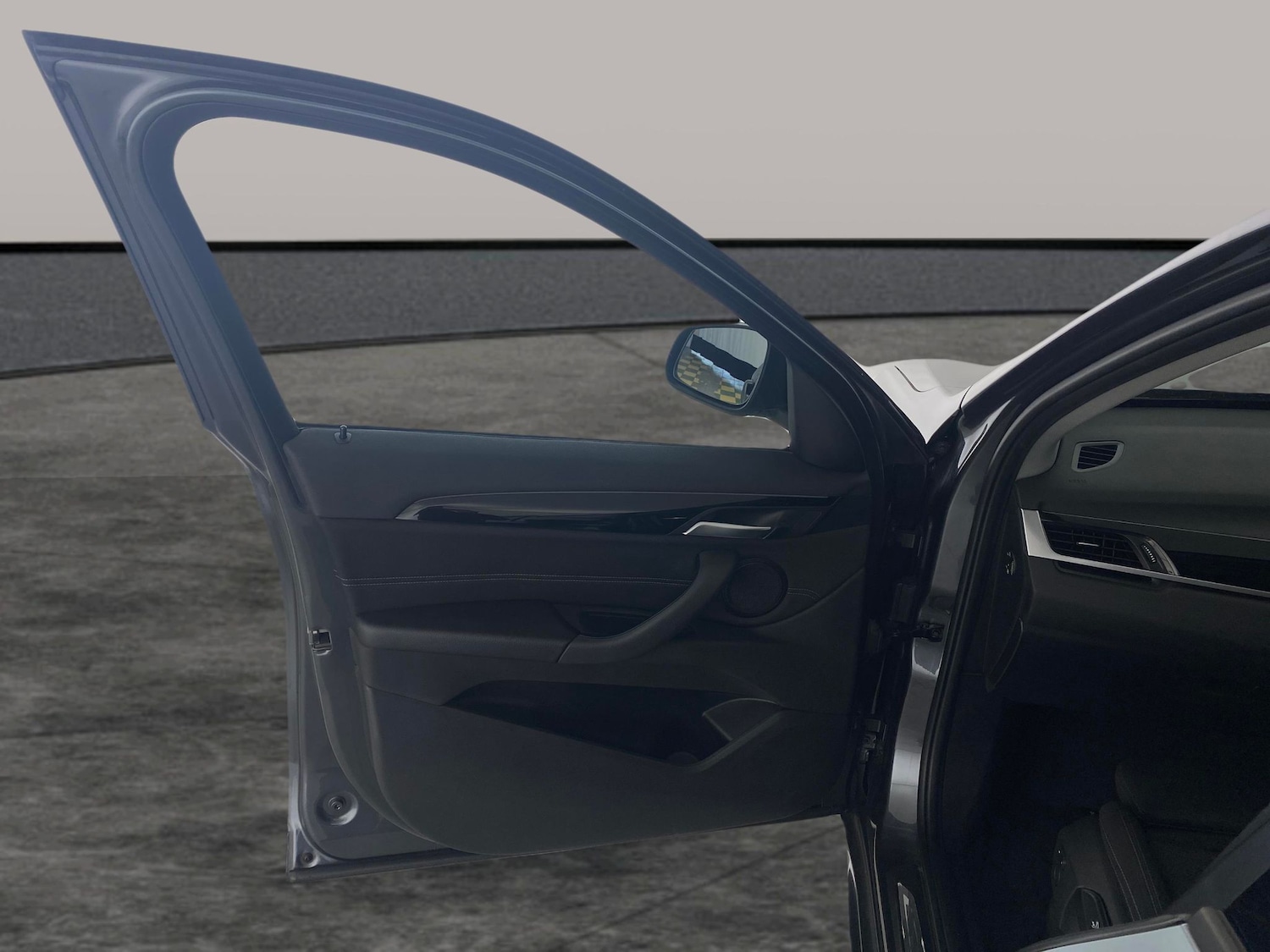 Used BMW X1 2018 for sale - 76640857: Photo 25