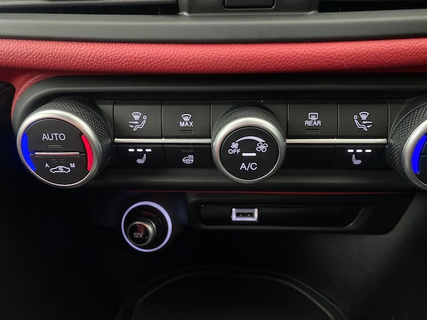 Used Alfa Romeo Giulia 2021 for sale - 76310643: Photo 22