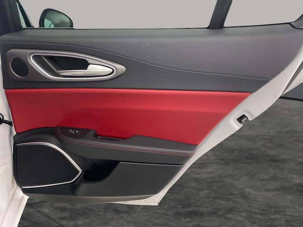 Used Alfa Romeo Giulia 2021 for sale - 76310643: Photo 41