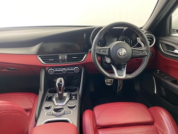 Used Alfa Romeo Giulia 2021 for sale - 76310643: Photo 4