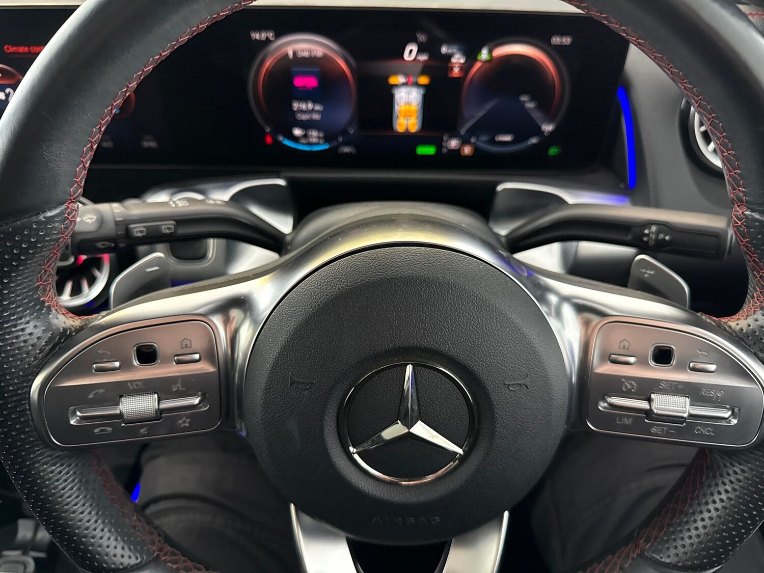 Used Mercedes-Benz EQB for sale - 77846137: Photo 24