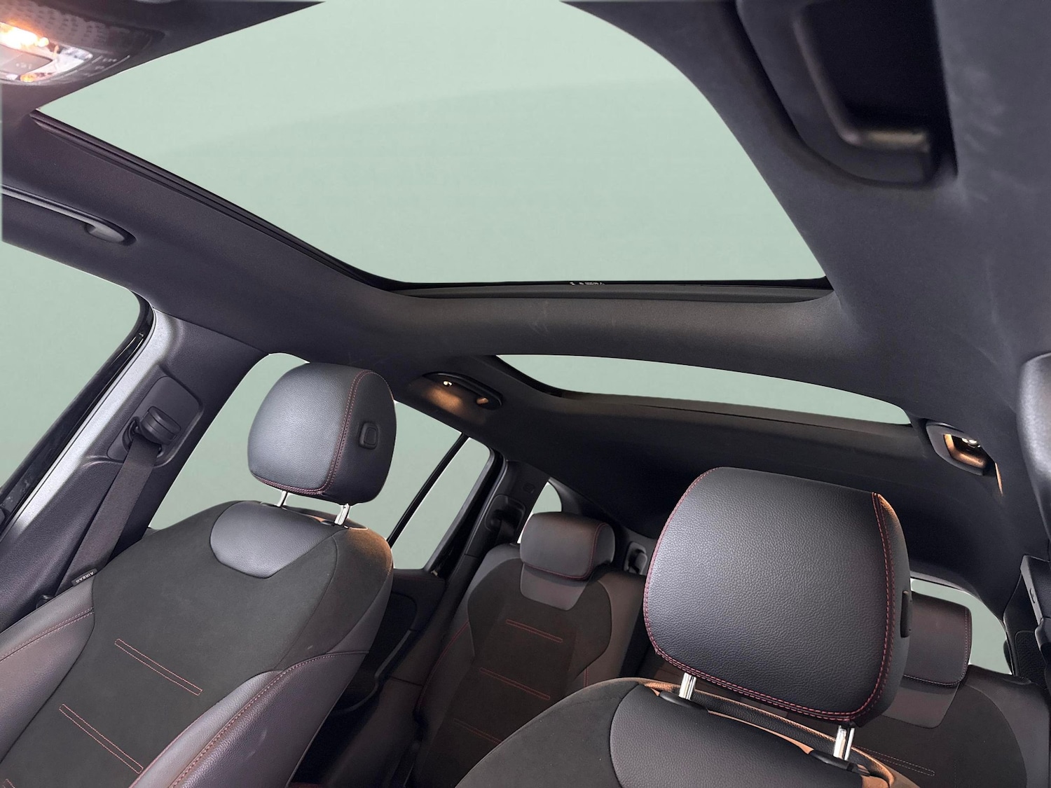 Used Mercedes-Benz EQB for sale - 77846137: Photo 5