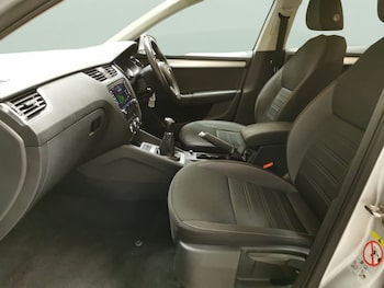 Used Skoda Octavia 2020 for sale - 76545032: Photo