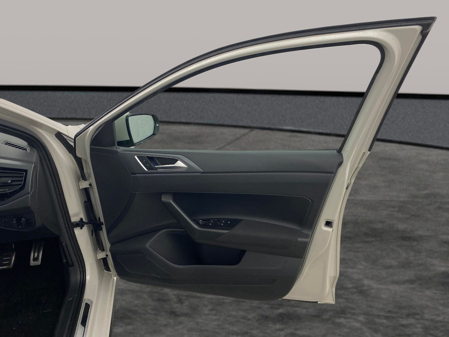 Used Volkswagen Polo 2023 for sale - 77005668: Photo 27