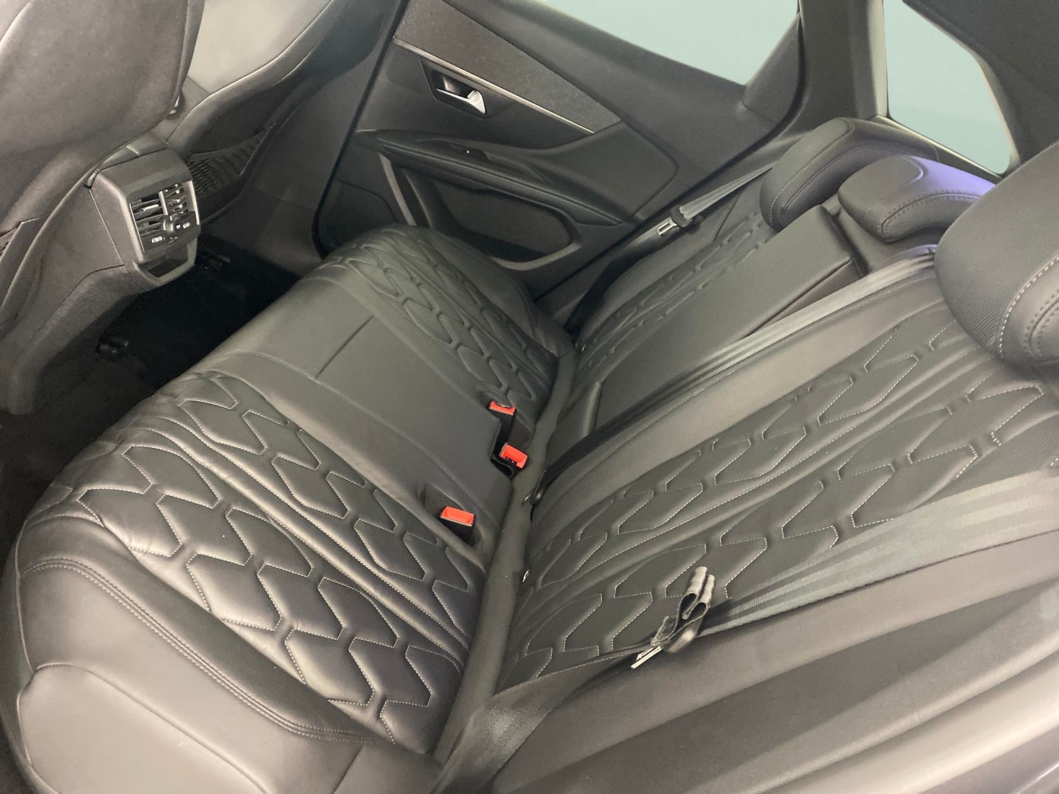 Used Peugeot 3008 2024 for sale - 76047604: Photo 34