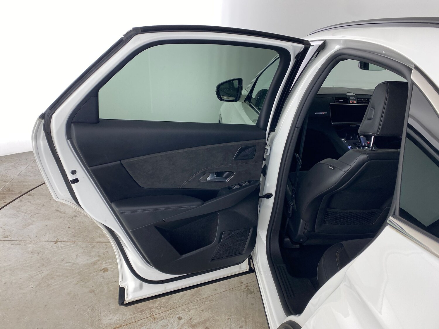 Used DS Automobiles DS 7 2021 for sale - 78028317: Photo 24