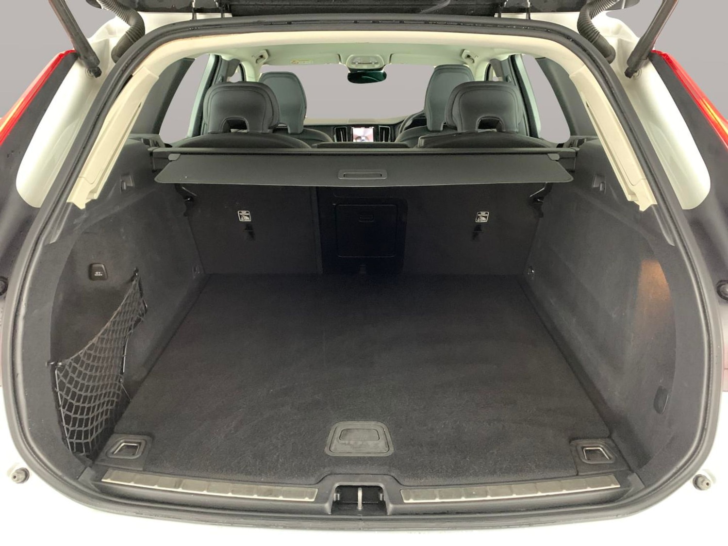 Used Volvo XC60 2023 for sale - 76889242: Photo 36