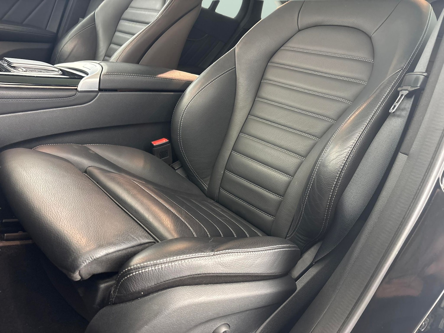 Used Mercedes-Benz EQC 2022 for sale - 78123779: Photo 6