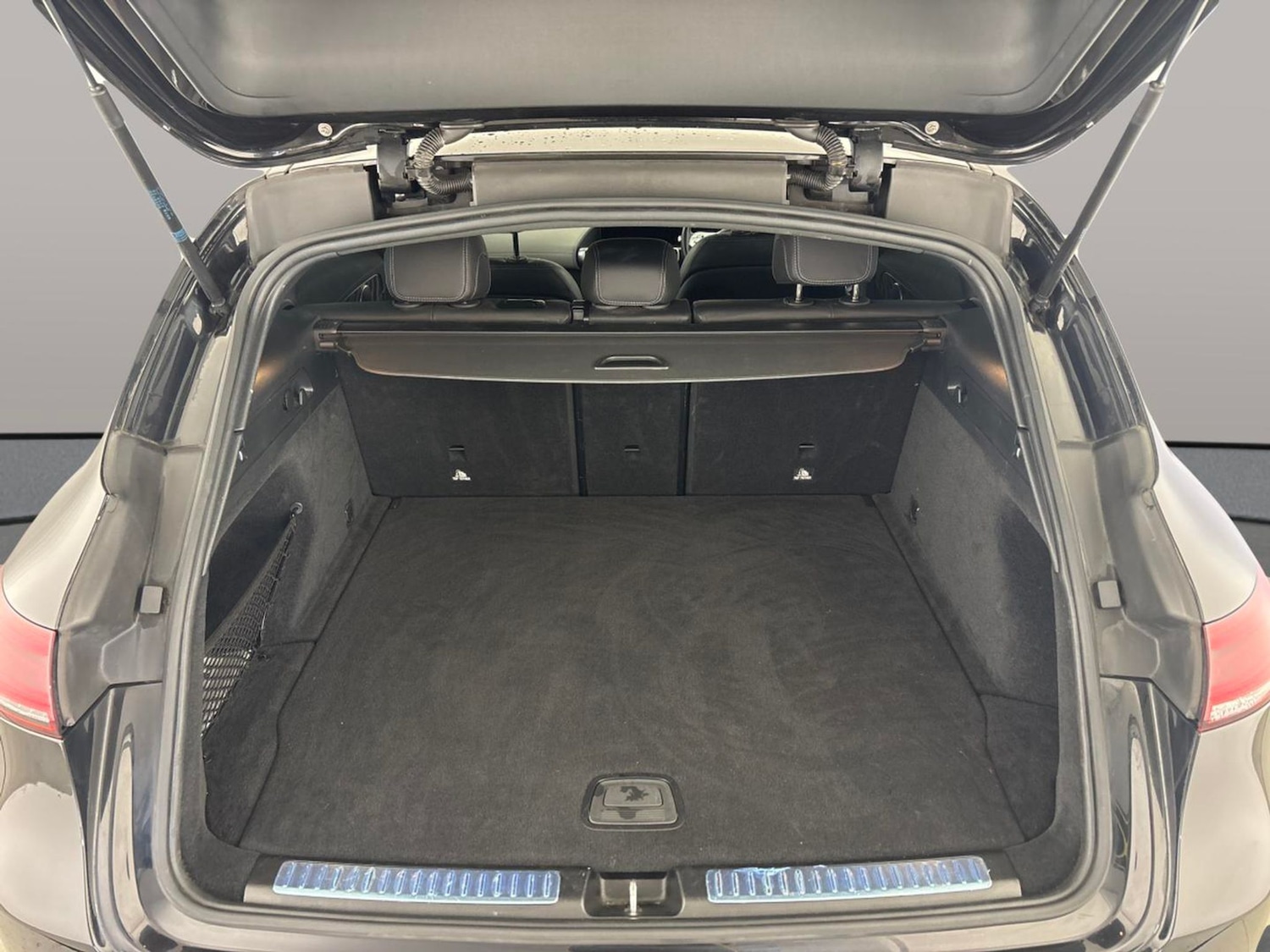 Used Mercedes-Benz EQC 2022 for sale - 78123779: Photo 8