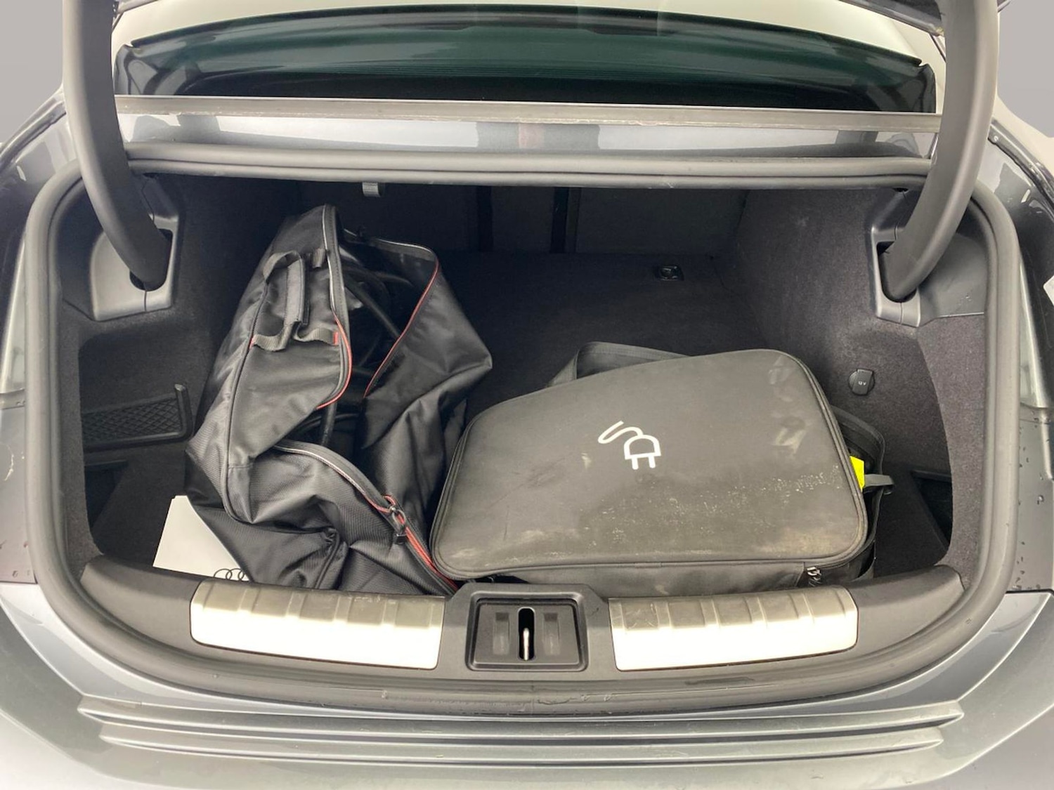 Used Audi e-tron GT 2022 for sale - 76428501: Photo 12