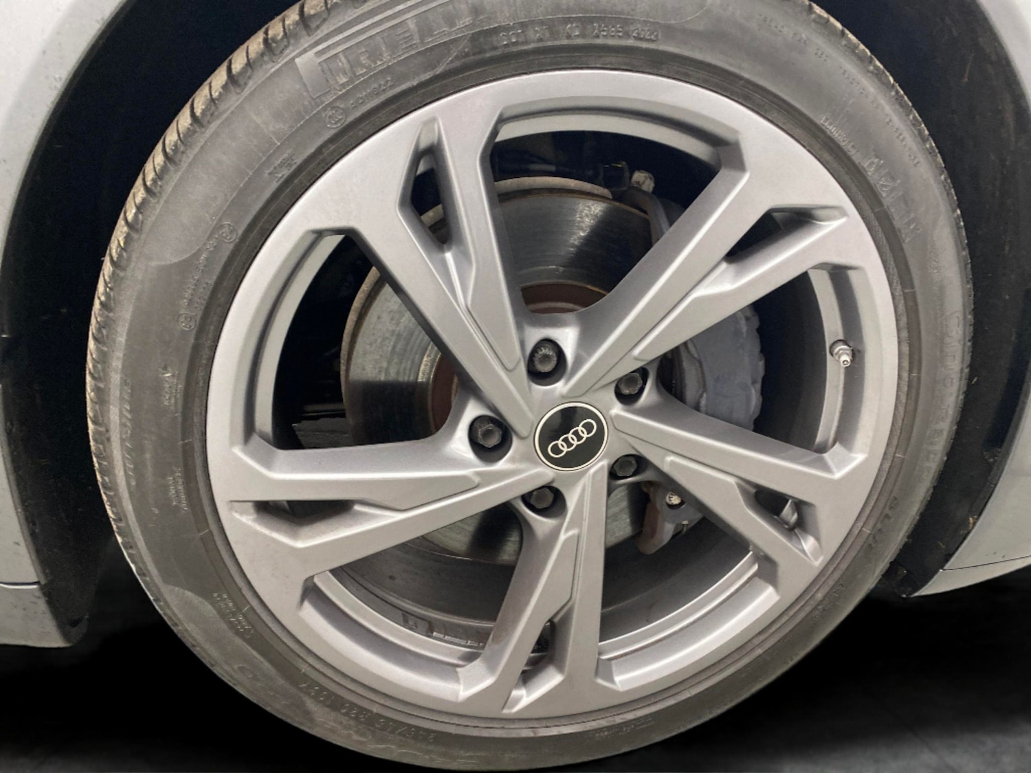 Used Audi e-tron GT 2022 for sale - 76428501: Photo 31