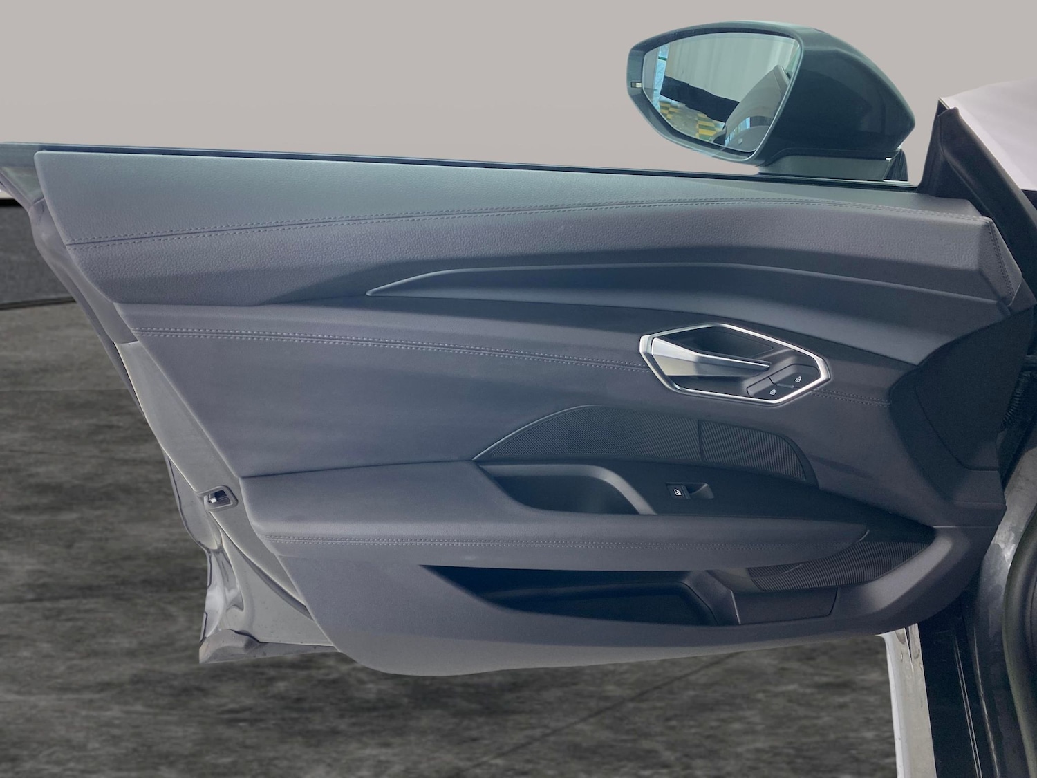 Used Audi e-tron GT 2022 for sale - 76428501: Photo 34