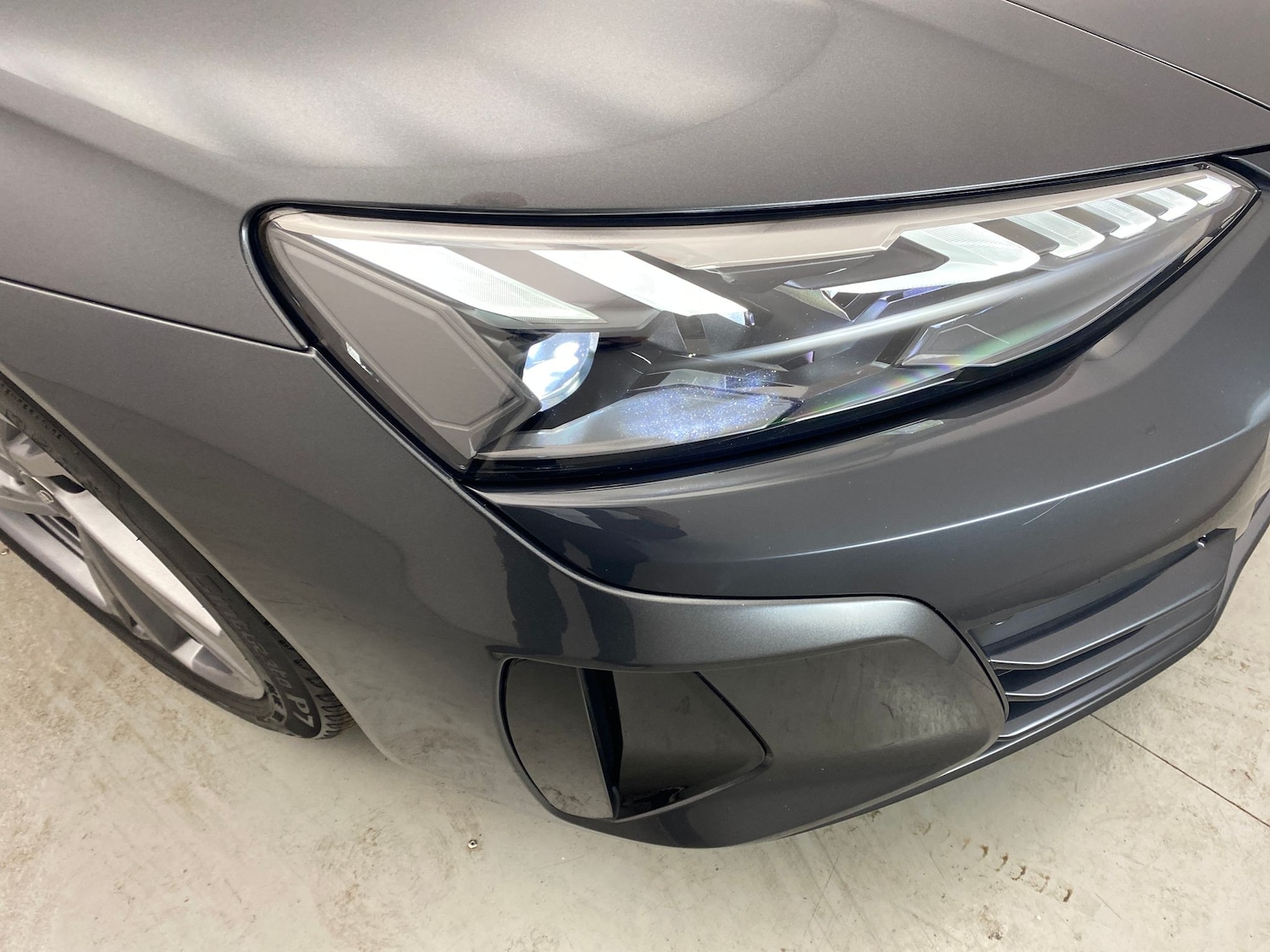 Used Audi e-tron GT 2022 for sale - 76428501: Photo 9