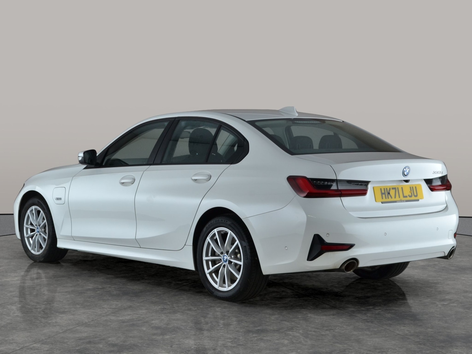 Used BMW 3 Series 2021 for sale - 77543099: Photo 12