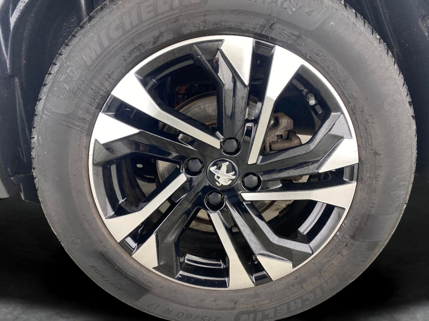 Used Peugeot E-2008 2022 for sale - 76895078: Photo 21