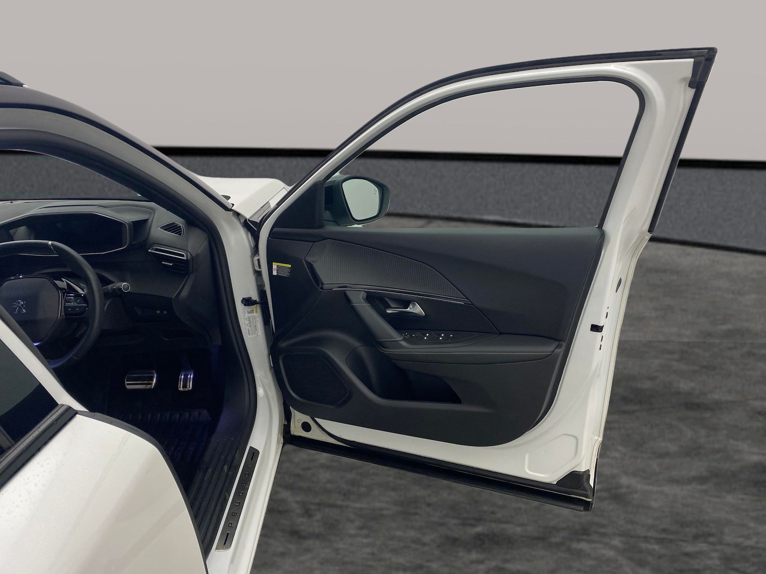 Used Peugeot E-2008 2022 for sale - 76895078: Photo 27