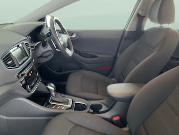 Used Hyundai IONIQ 2018 for sale - 76249662: Photo 4
