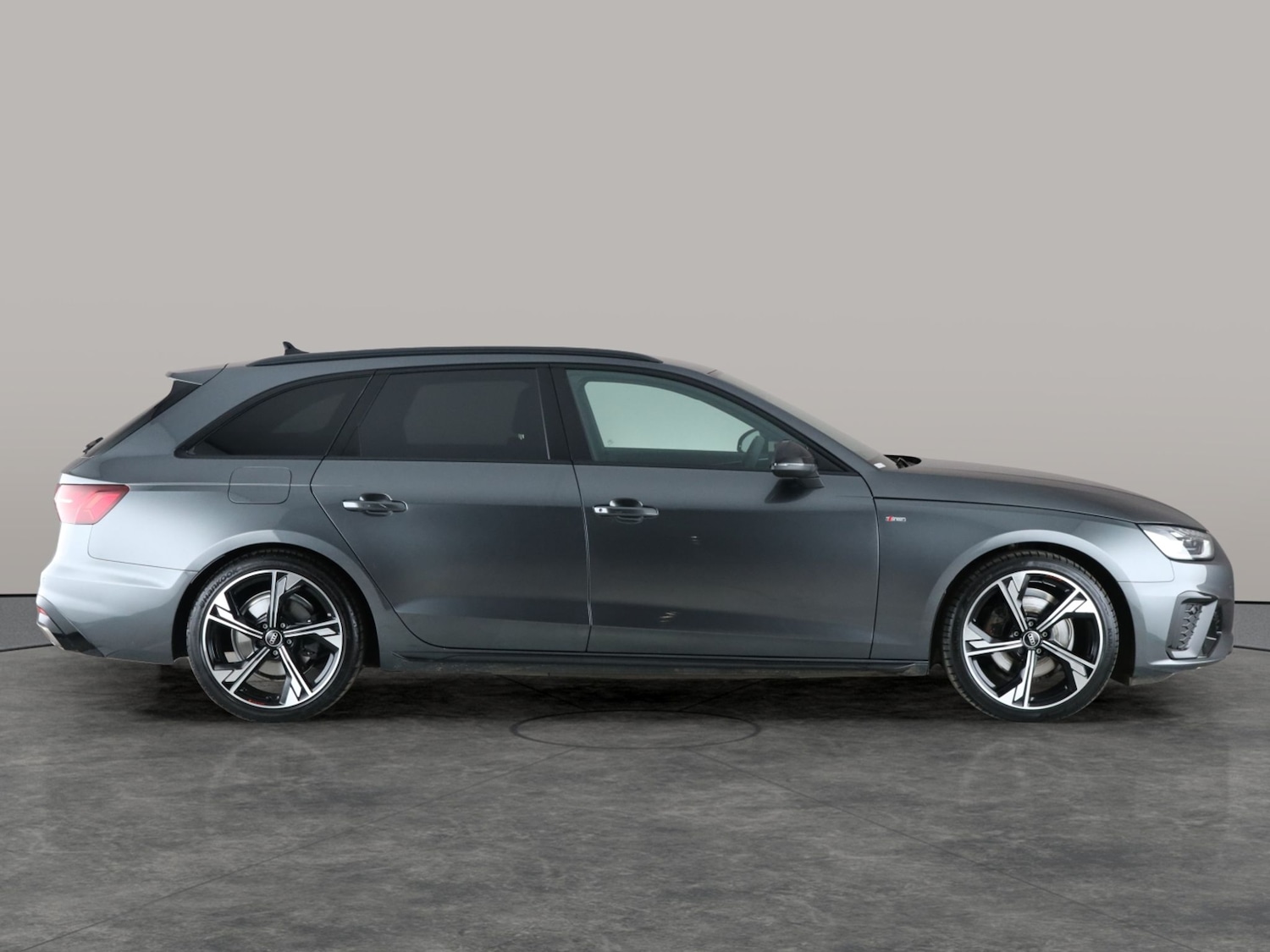 Used Audi A4 Avant 2023 for sale - 76758175: Photo 10