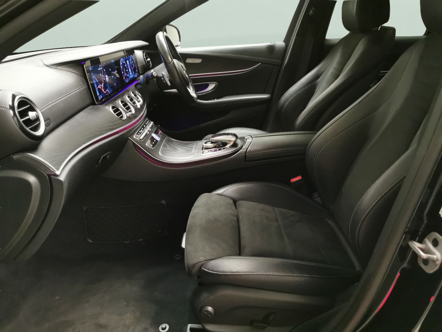 Used Mercedes-Benz E Class 2019 for sale - 77942555: Photo 4