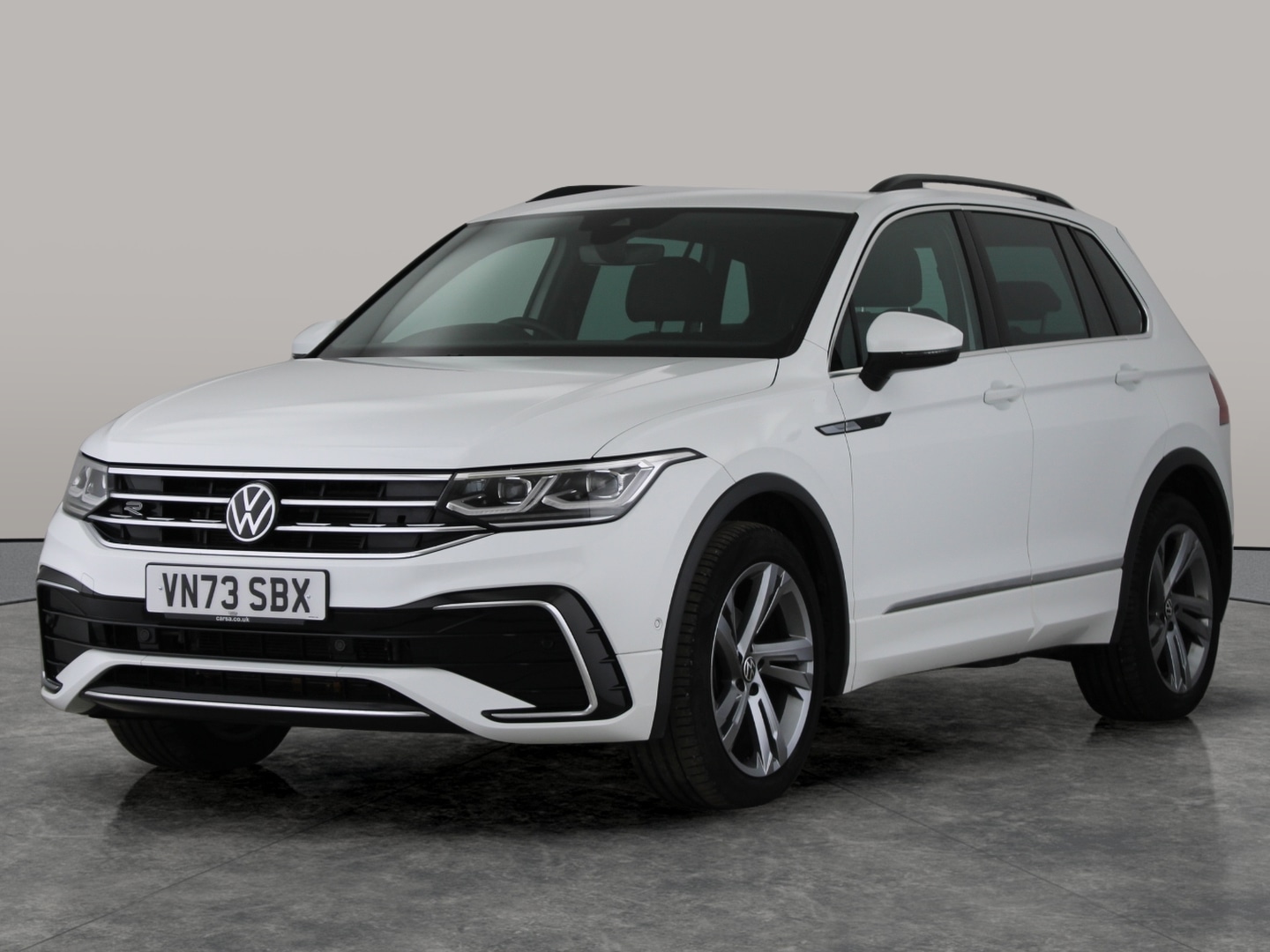 Used Volkswagen Tiguan 2023 for sale - 76922206: Photo 1
