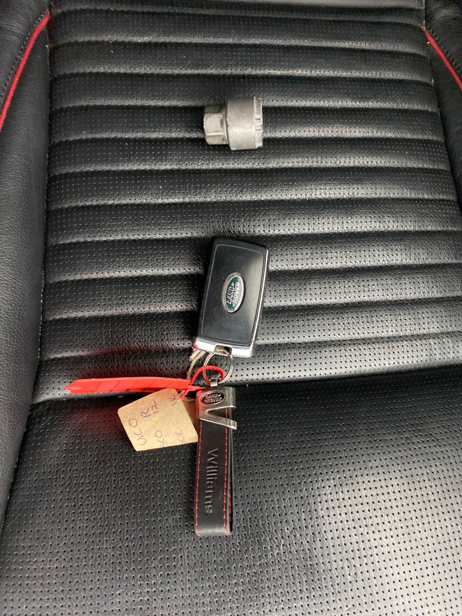 Used Land Rover Discovery Sport 2020 for sale - 78173301: Photo 30