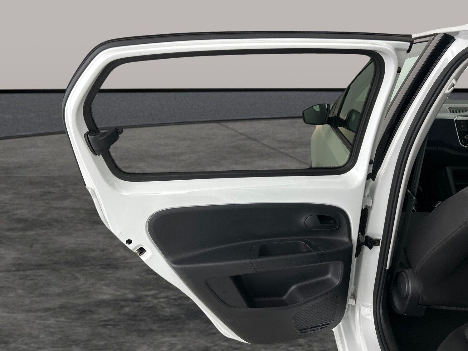 Used Volkswagen up! 2023 for sale - 77911681: Photo 21