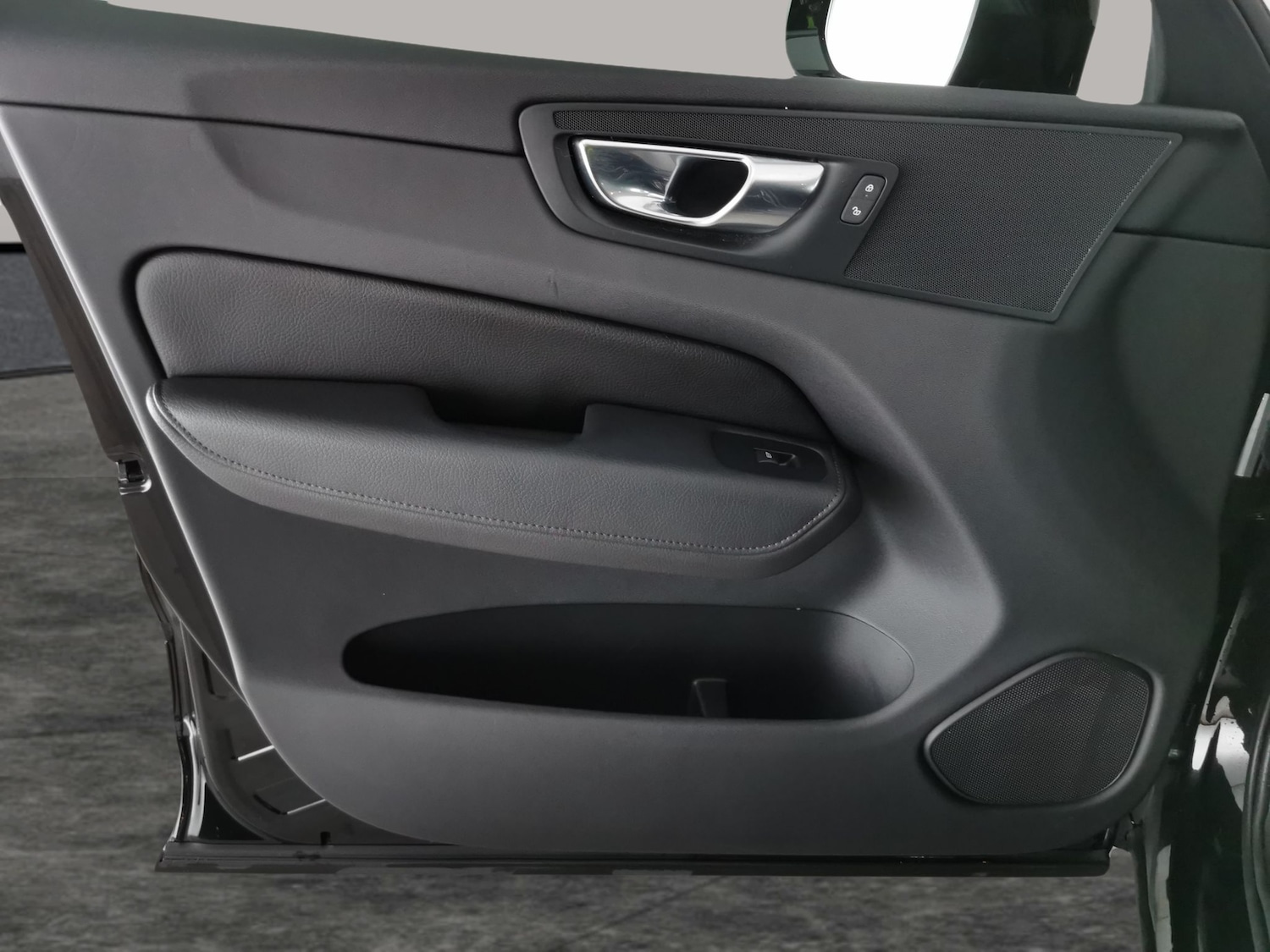 Used Volvo XC60 2019 for sale - 76382918: Photo 33