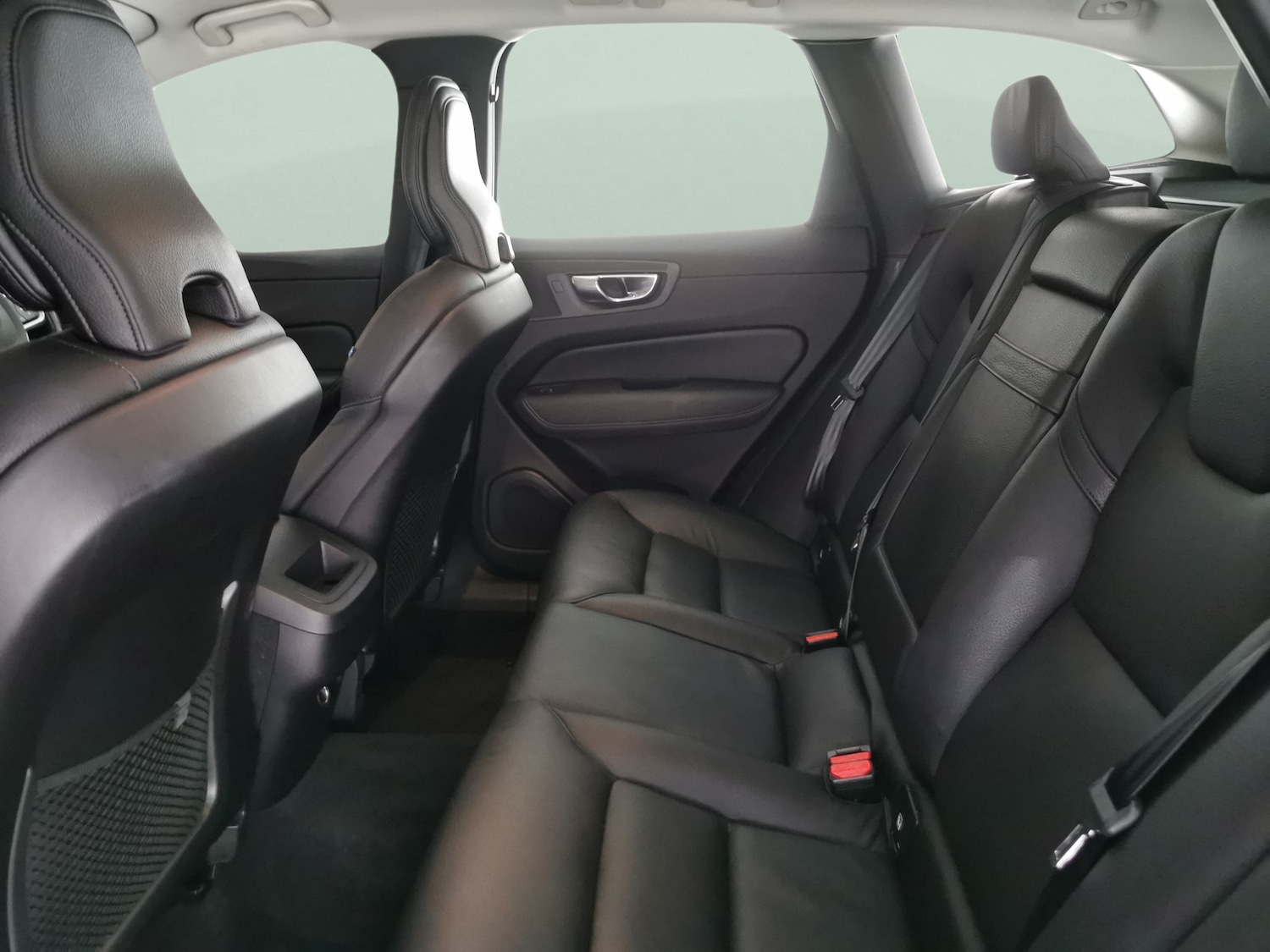 Used Volvo XC60 2019 for sale - 76382918: Photo 36
