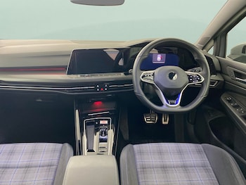 Used Volkswagen Golf 2022 for sale - 76958307: Photo