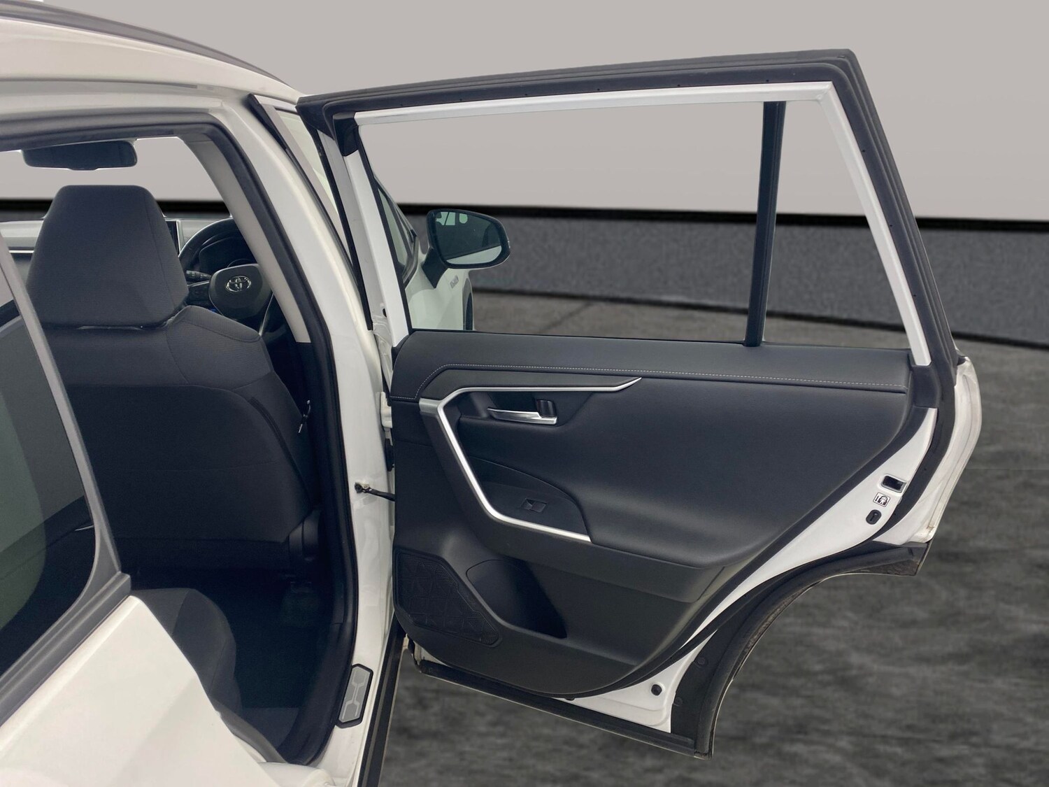 Used Toyota RAV4 2021 for sale - 78218595: Photo 25