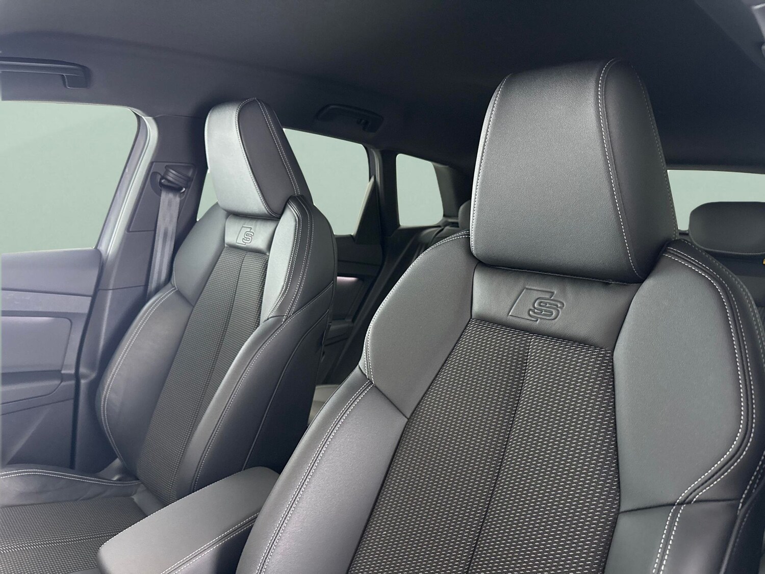 Used Audi Q4 e-tron 2023 for sale - 77576905: Photo 14